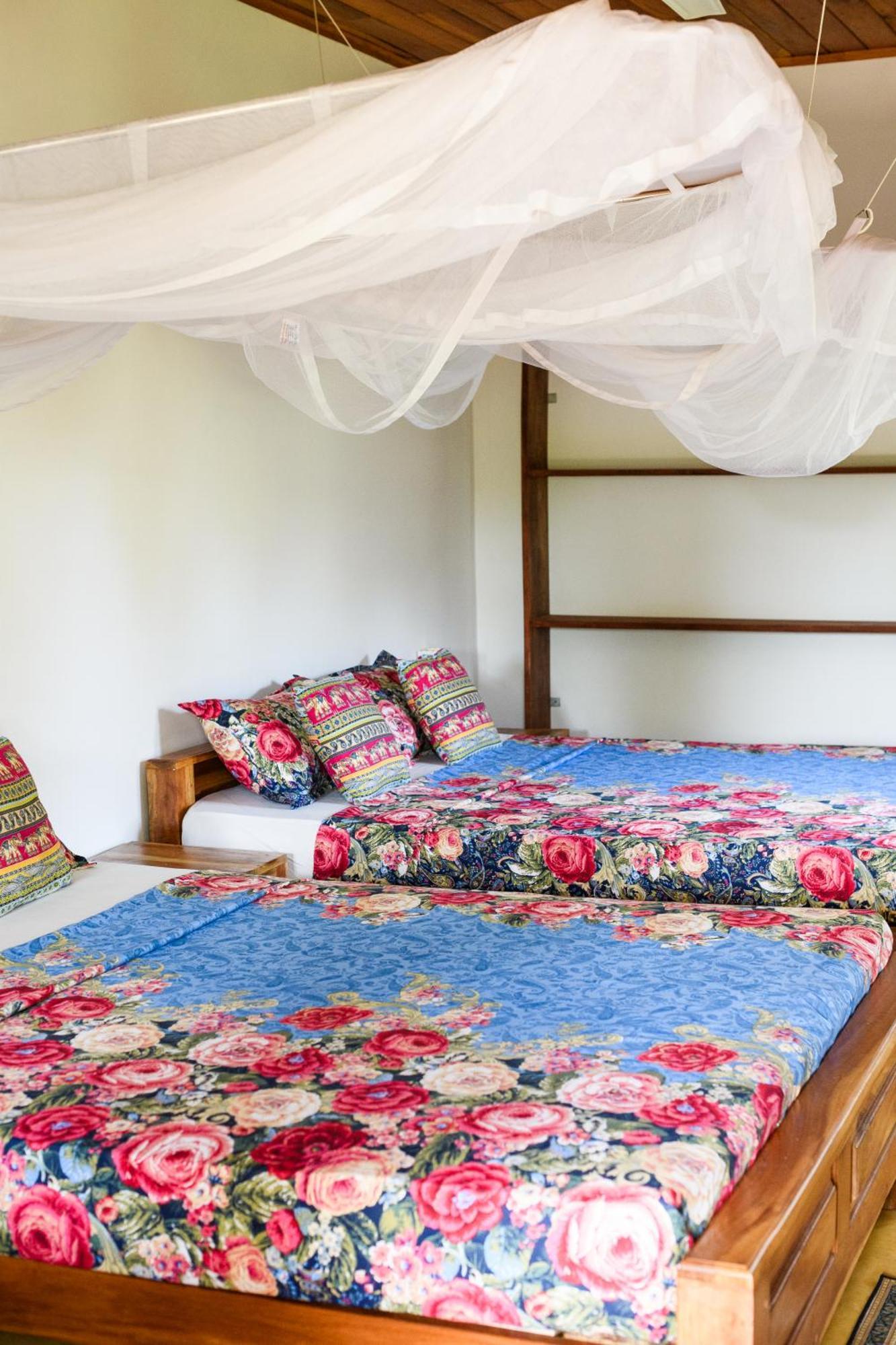 Relax Beach House Tangalle Extérieur photo