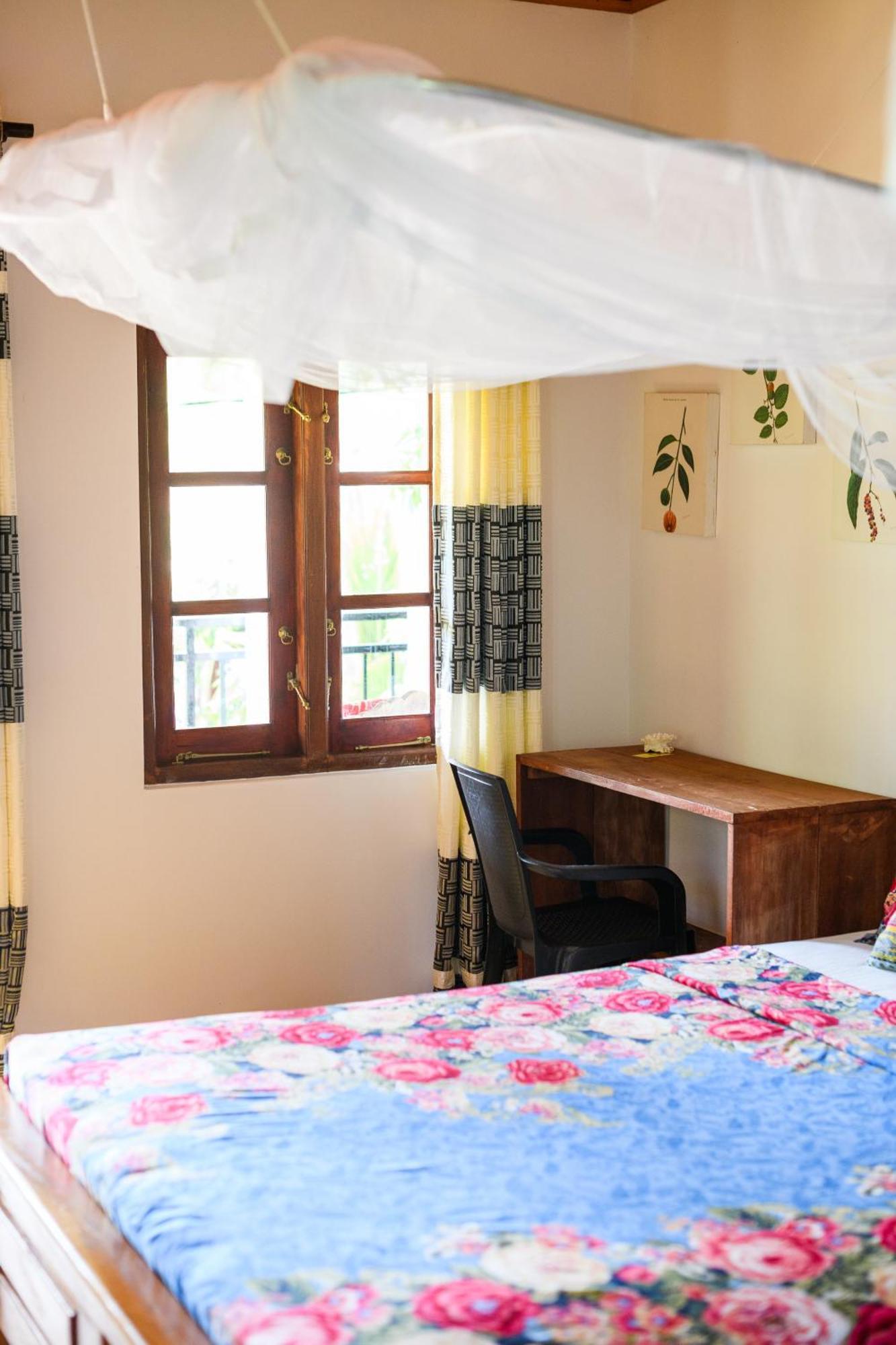 Relax Beach House Tangalle Extérieur photo