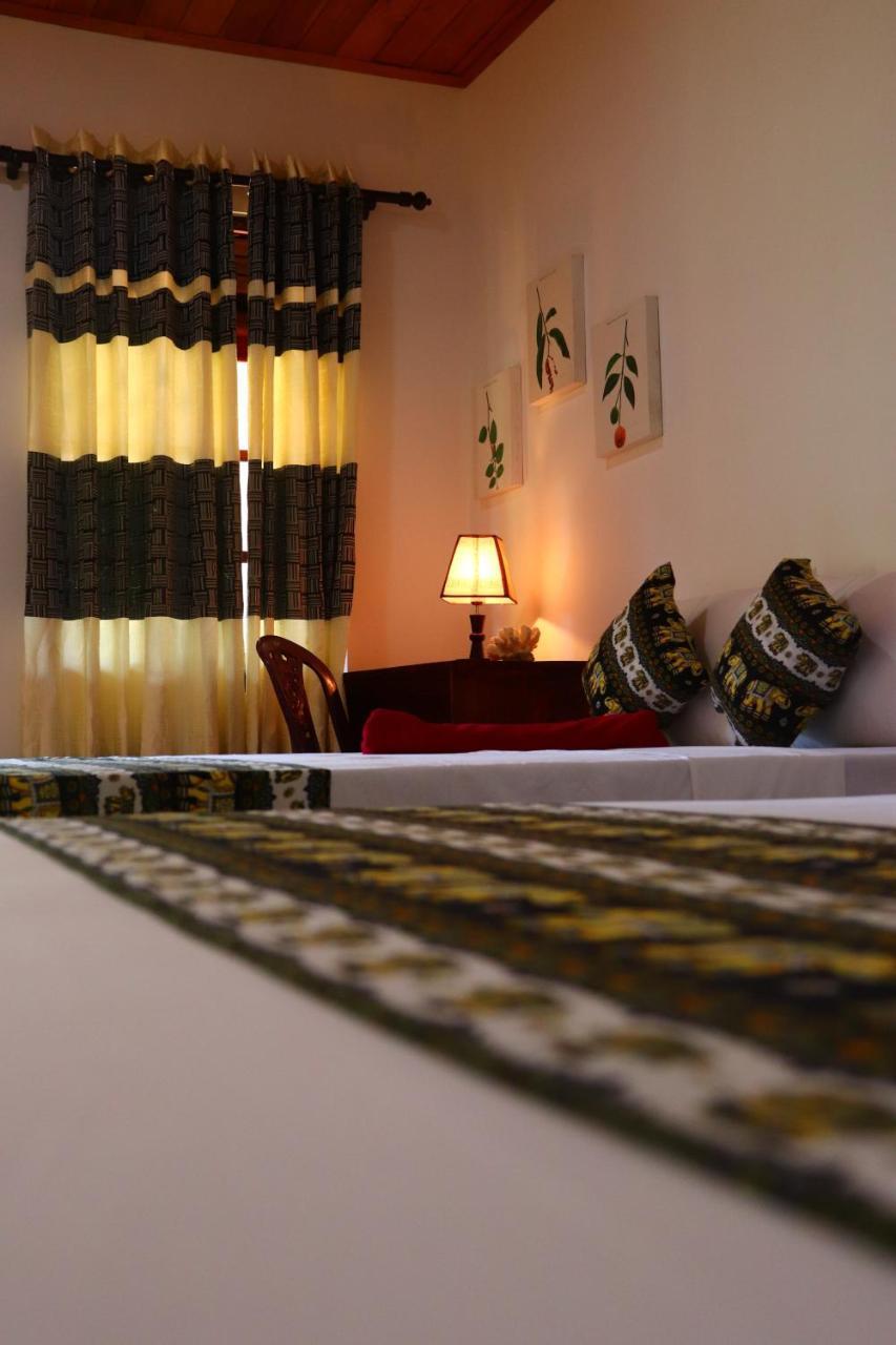 Relax Beach House Tangalle Extérieur photo
