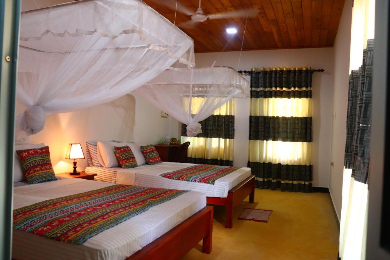 Relax Beach House Tangalle Extérieur photo