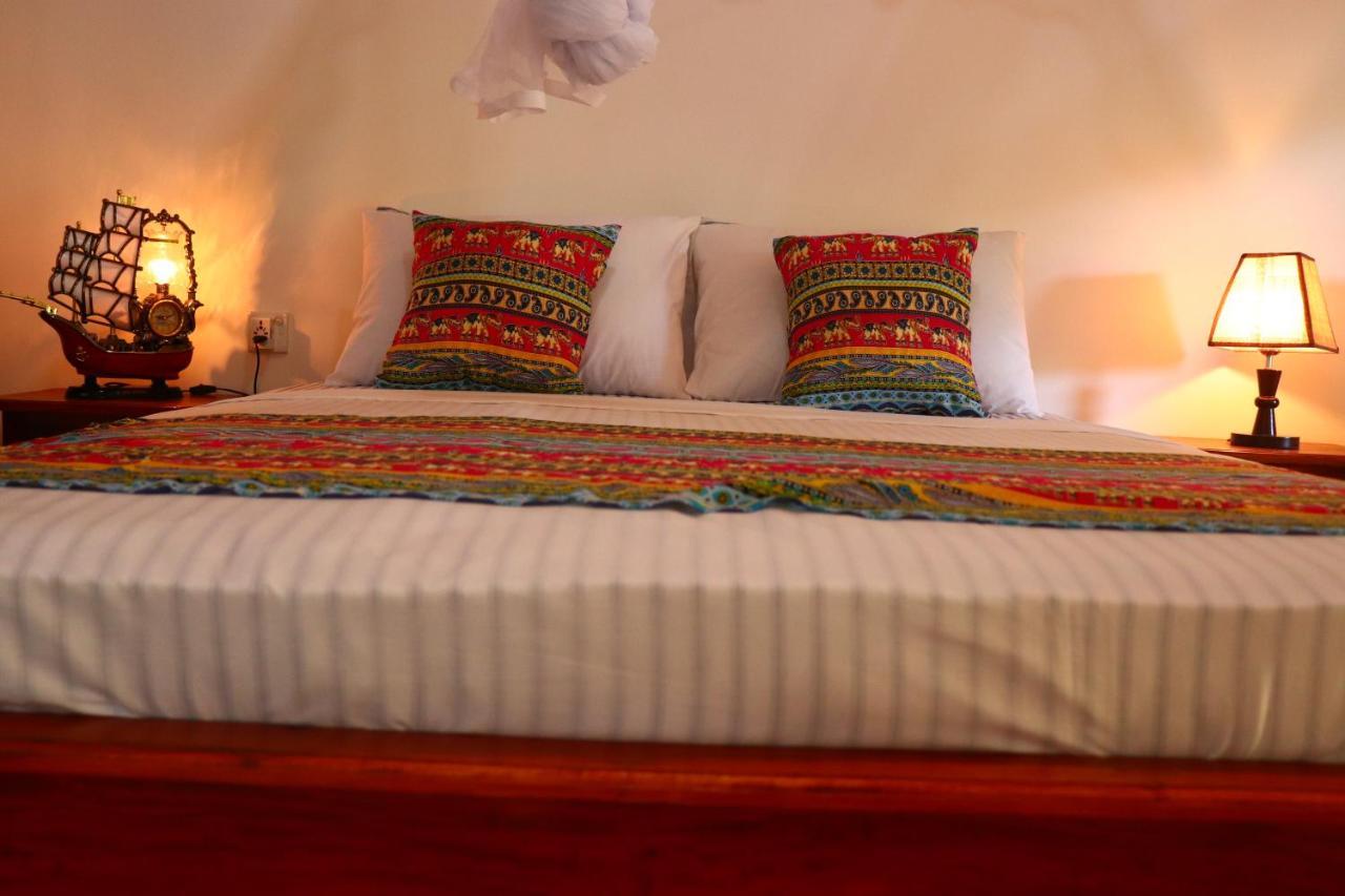 Relax Beach House Tangalle Extérieur photo